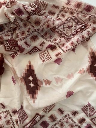 Sciarpa in viscosa con motivo etnico