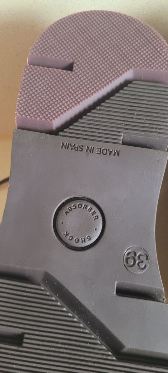 Botas Dustin talla 39