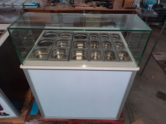 2 VITRINAS DE TOPPINGS Y BAÑO MARIA INOX