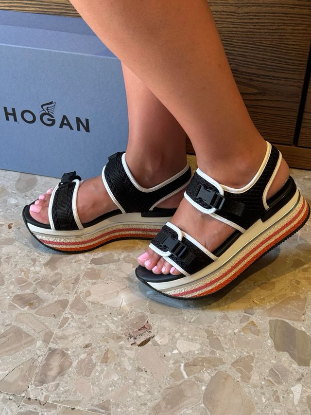 Sandalias HOGAN.