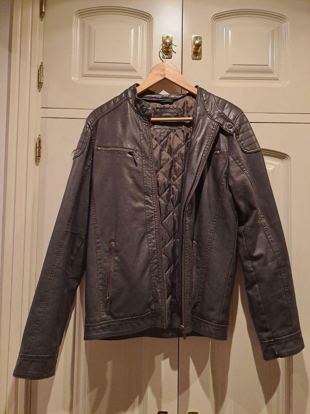 Chaqueta de cuero sintético