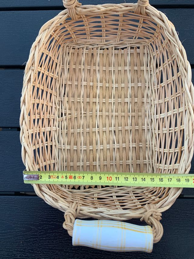 Cesta mimbre con asas de cerámica