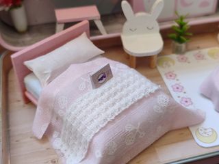 Miniatura Lata muñecas rosa niña casita maqueta