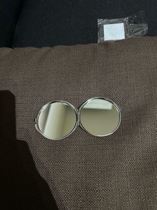 Beauty case e specchietto da borsetta