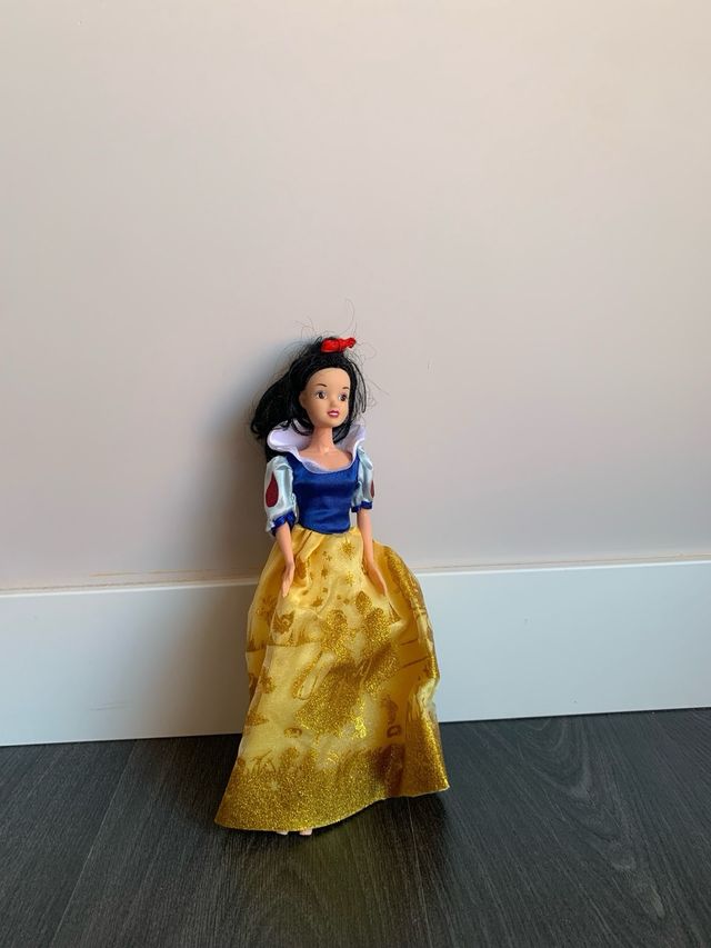 barbie blancanieves