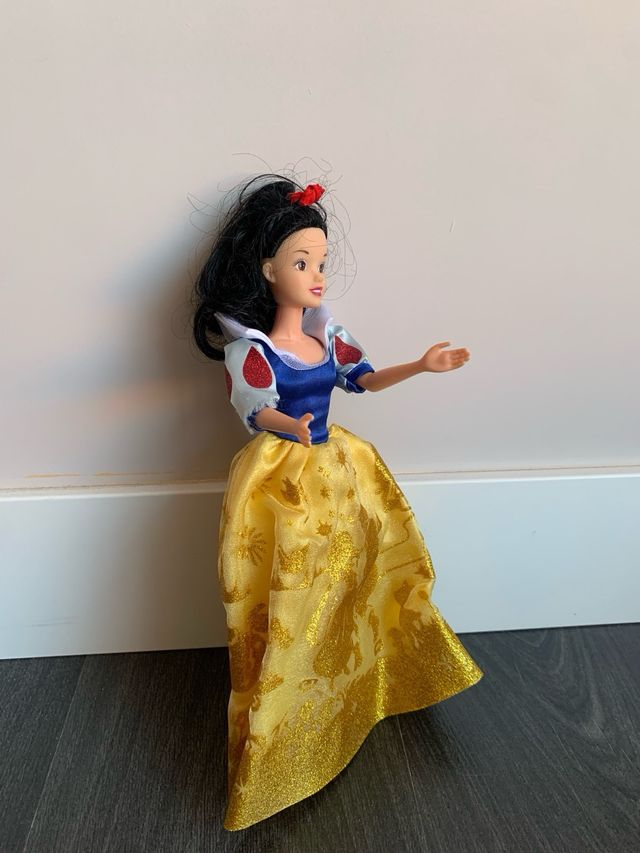 barbie blancanieves