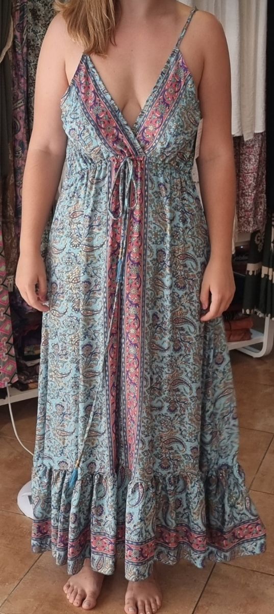 Vestido largo de seda con