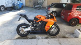 KTM RC8 2010