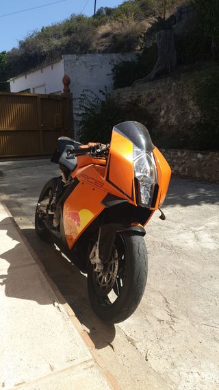 KTM RC8 2010