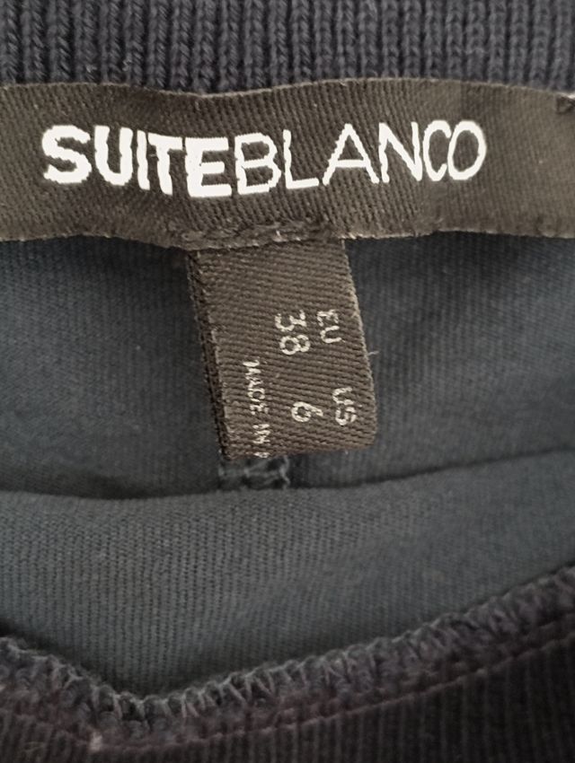 Falda azul marino con encaje REBAJADO