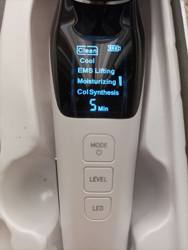 Masajeador facial belleza