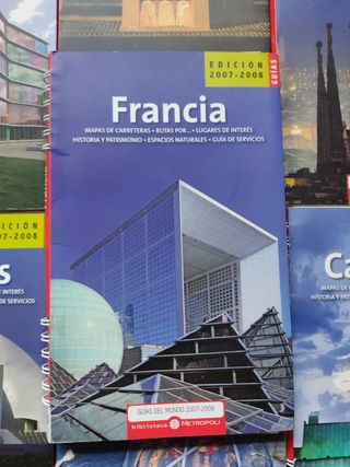 Guías viaje. 1,5€ c/u. El lote de seis por 8€.