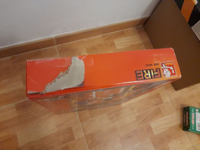 Camion y helicoptero estilo lego