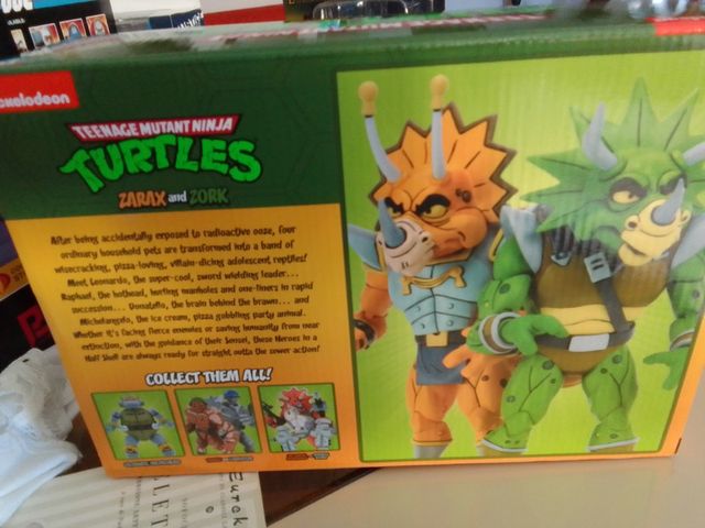 NECA Teenage Mutant Ninja Turtles Zarax and Zork