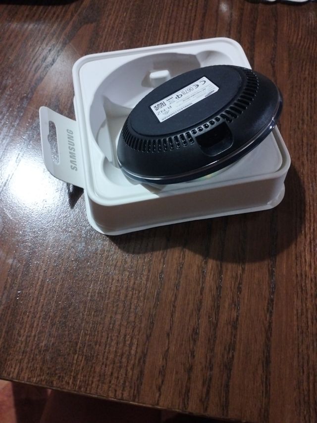 Caricabatterie telefonini wireless 