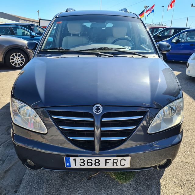 Ssangyong Rodius 2.7 Xdi 7 PLAZAS. ITV 12 meses