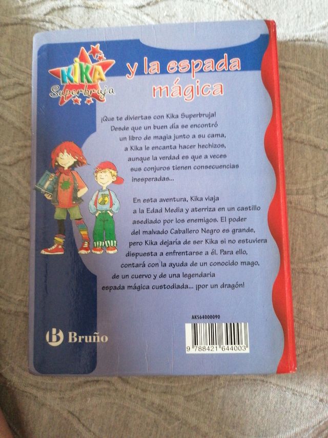Kika Súper bruja y la espada mágica