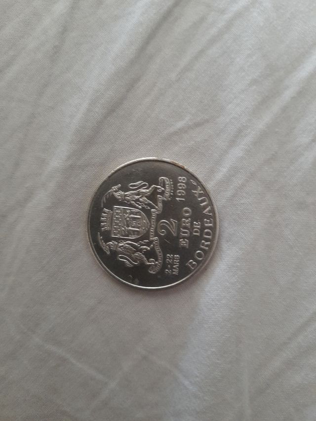 2 euro bordeaux