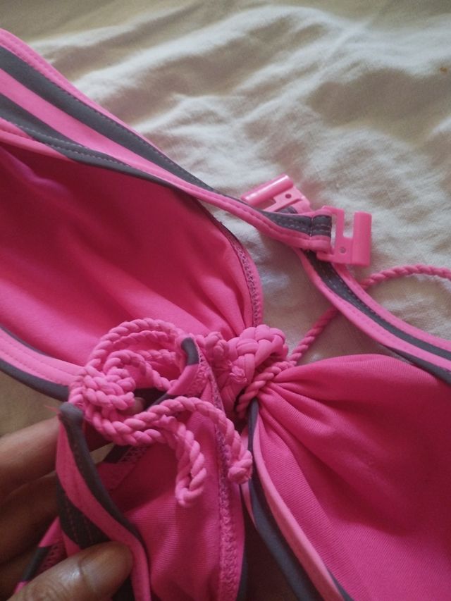 Bikini fucsia rayas