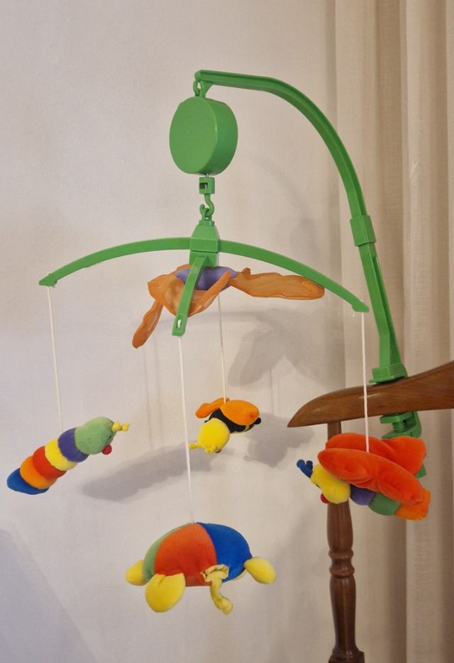 CARRUSEL MUSICAL CUNA