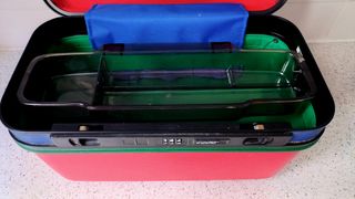 Neceser rígido de viaje Benetton