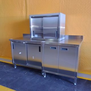 💥​ Mobiliario de acero. Hostelería