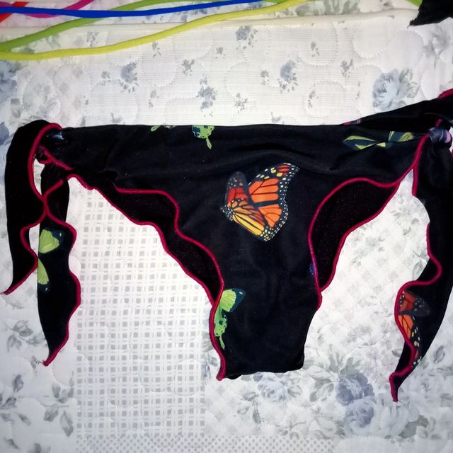 Bikini con farfalle