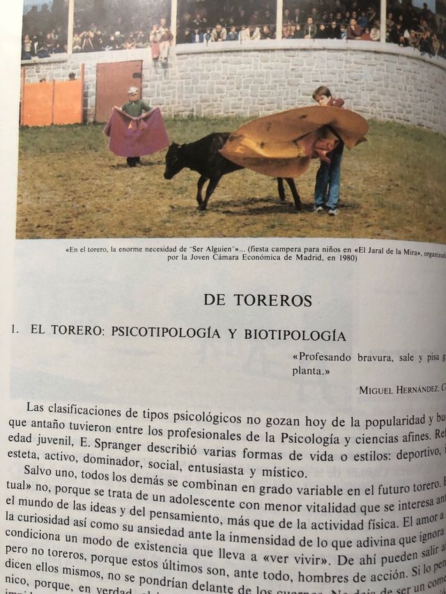 Los Toros. Cossio. Tomos enormes. 5 y 7