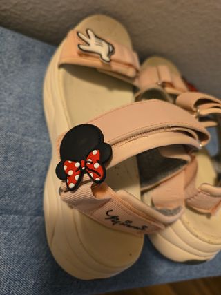 Sandalias técnicas Zara