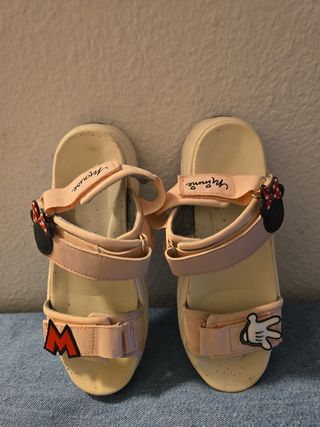 Sandalias técnicas Zara