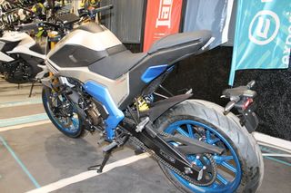 F.B MONDIAL PIEGA 125