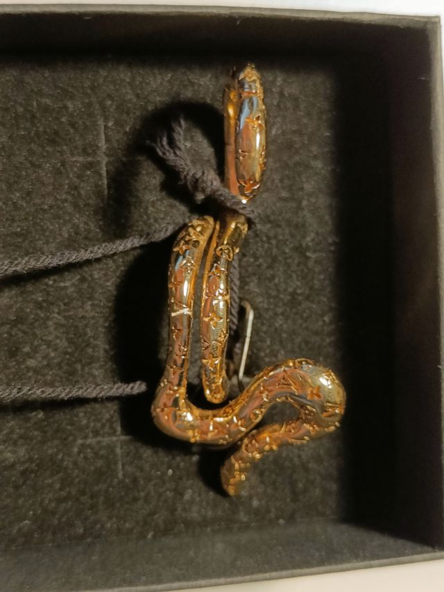 Louis Vuitton serpent monogram ring