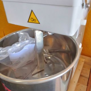 💥​ Amasadora Espiral 10 y 20 Litros. Hostelería