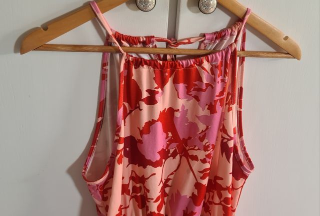 Vestido de verano coral y rosa. M