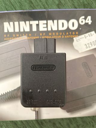 Consola Nintendo 64 y accesorios