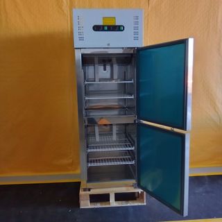 💥​ Armario Ref. de 2 Puertas Medias. Hostelería