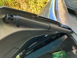 Reparación amortiguador portón Ateca-Rav4