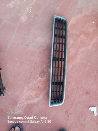 rejillas audi a4 