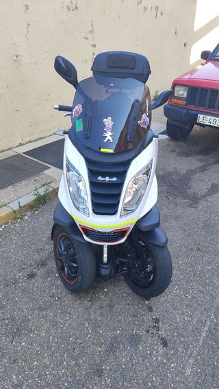 Moto Peugeot Metropolis