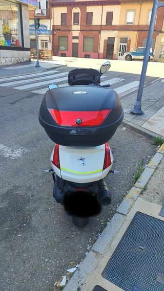 Moto Peugeot Metropolis
