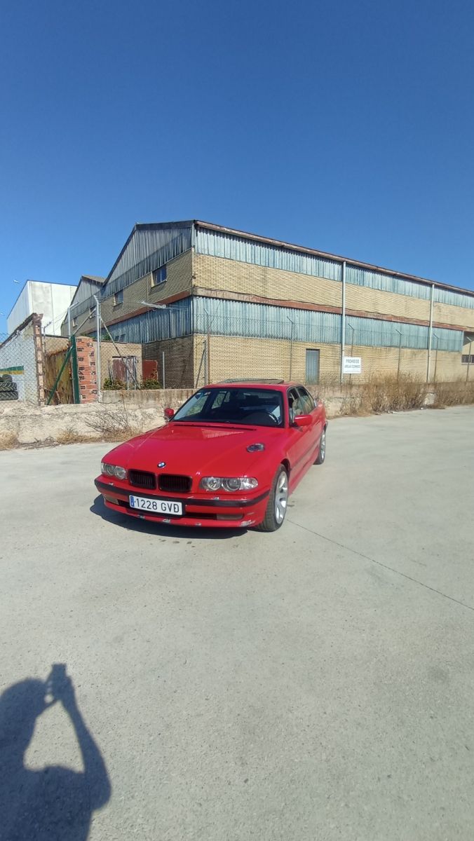 BMW 740d Serie 7 E38 1999 - foto 1