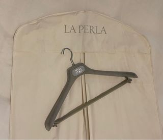 Portatrajes La Perla con percha