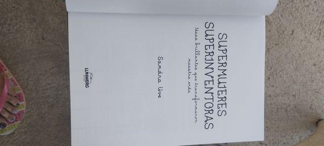 Mujeres super inventors. Libro