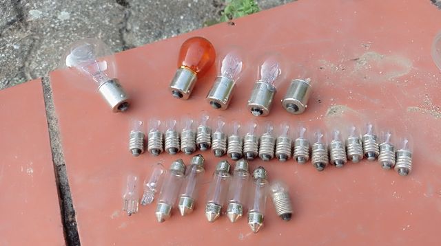 Lampadina per macchina