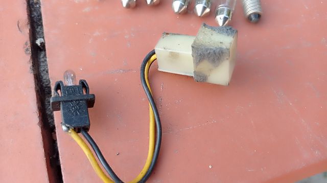 Lampadina per macchina