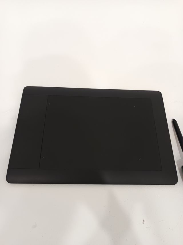 Tableta para dibujar wacom tamaño M