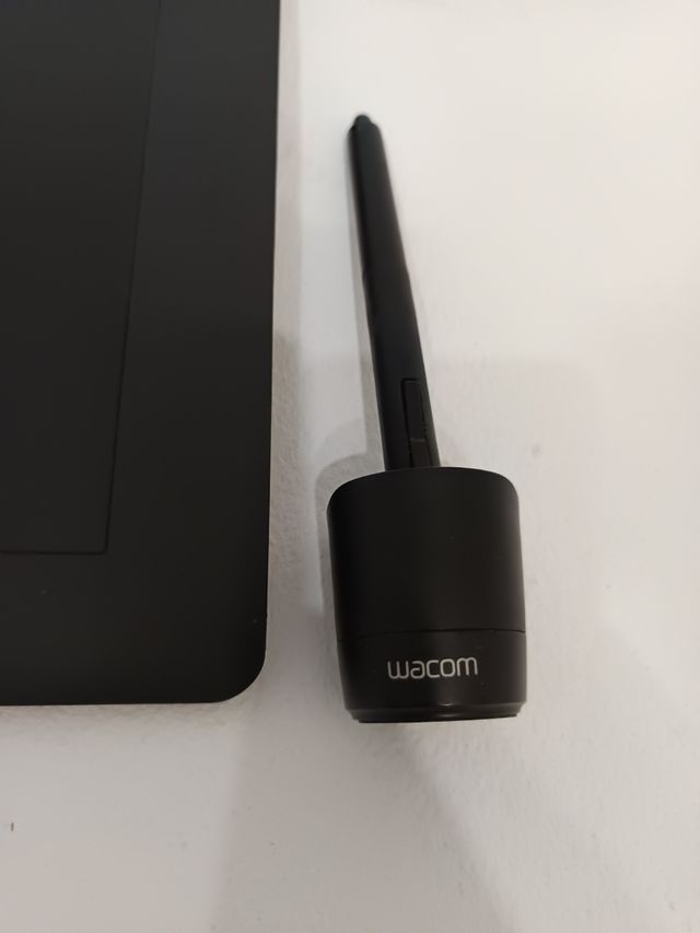 Tableta para dibujar wacom tamaño M