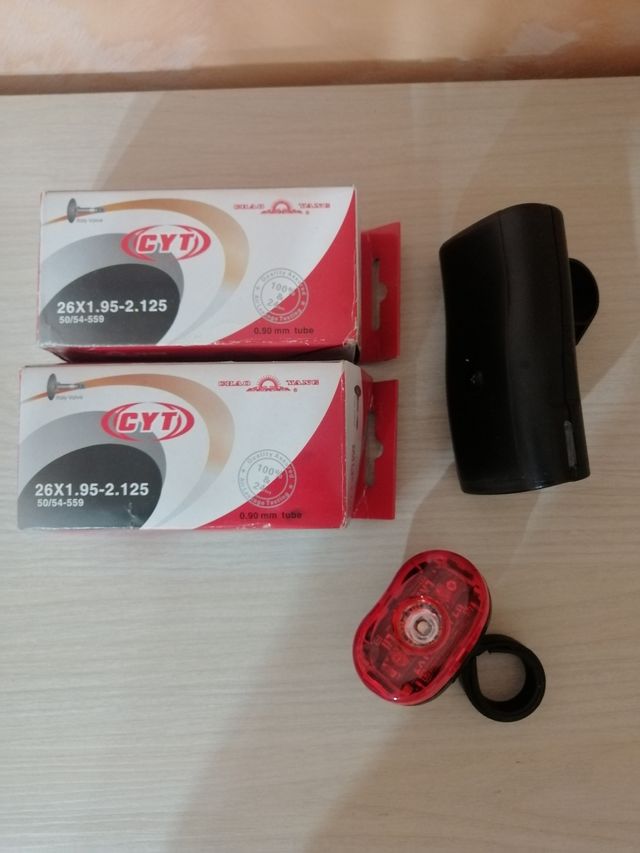 Set ricambio bici due camere d'aria, faro, luce