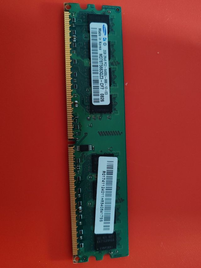 Memoria ram 2gb pc2 6400u