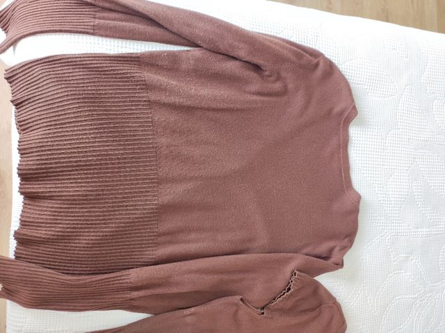 Conjunto de chaqueta y jersey